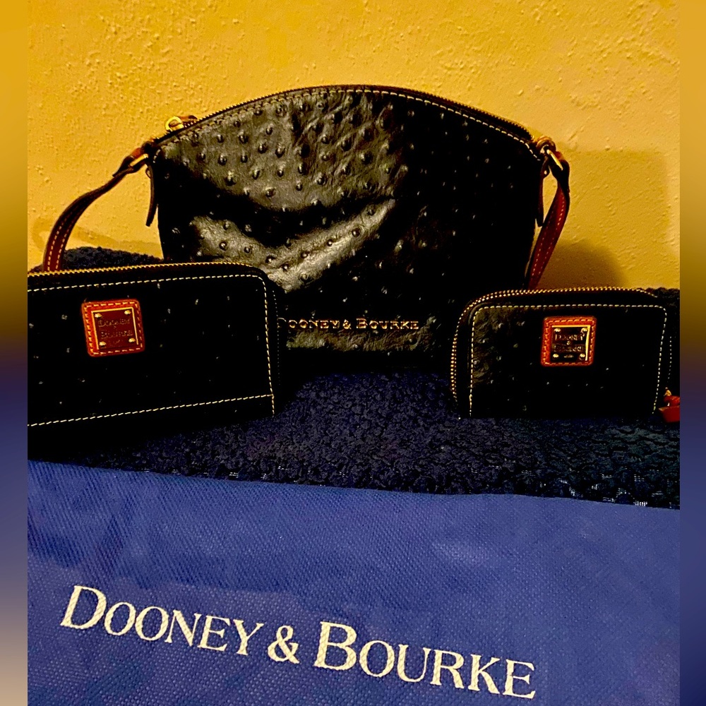 3 piece Women black Ostrich Dooney and Bourke